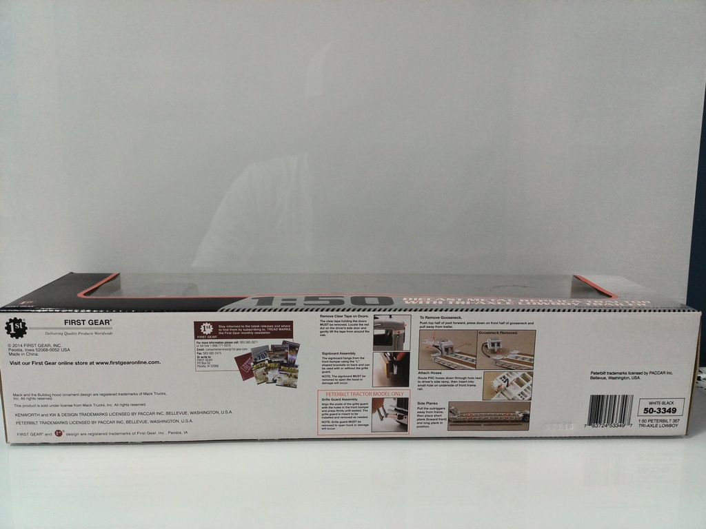 1:50 FIRST GEAR PETERBILT 367 TRI AXLE LOWBOY #50-3349 - Photo 3
