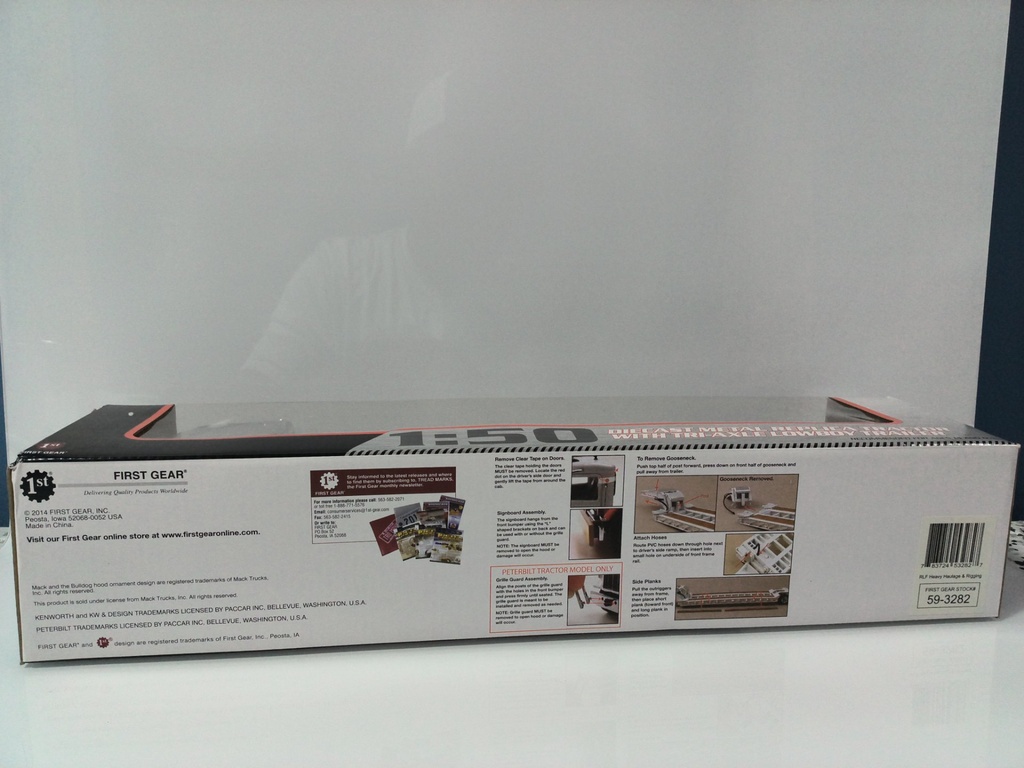 1:50 FIRST GEAR RLF HEAVY HAULING AND RIGGING WITH LOWBOY TRAILER - Photo 4