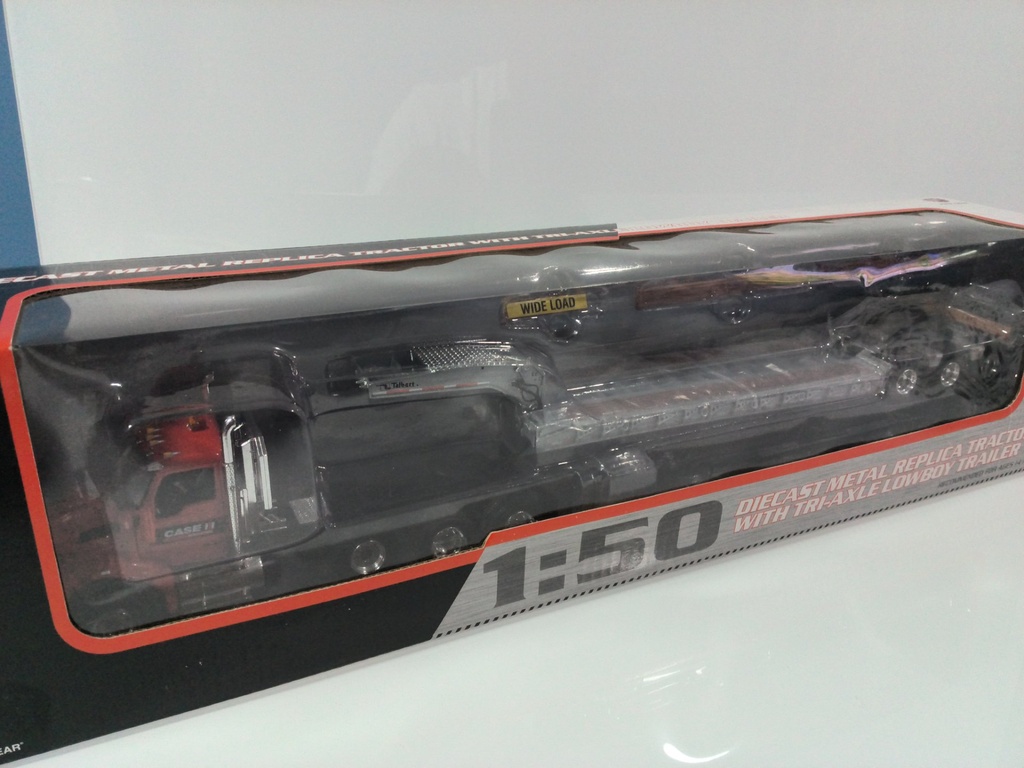 1:50 FIRST GEAR KENWORTH T880 WITH LOWBOY TRAILER CASE - Photo 4