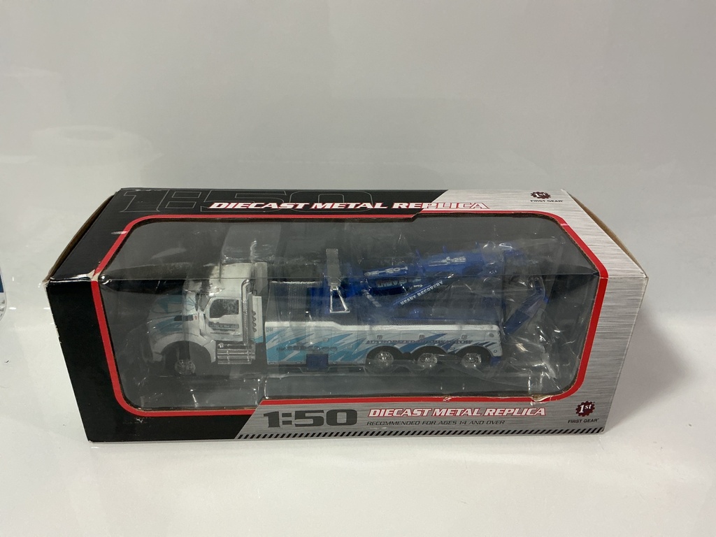 1:50 FIRST GEAR KENWORTH T880 ROTATOR WRECKER UNIVERSE TOWING 59-3310 - Photo 2