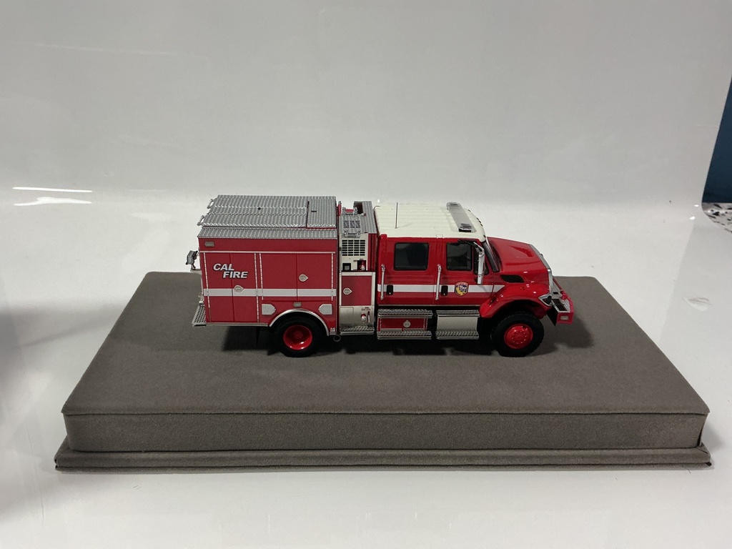 1:50 FIRE REPLICAS, CAL FIRE WILDLAND BME MODEL 34 TYPE 3 INTERNATIONAL 7400 FR134A-1 - Photo 6
