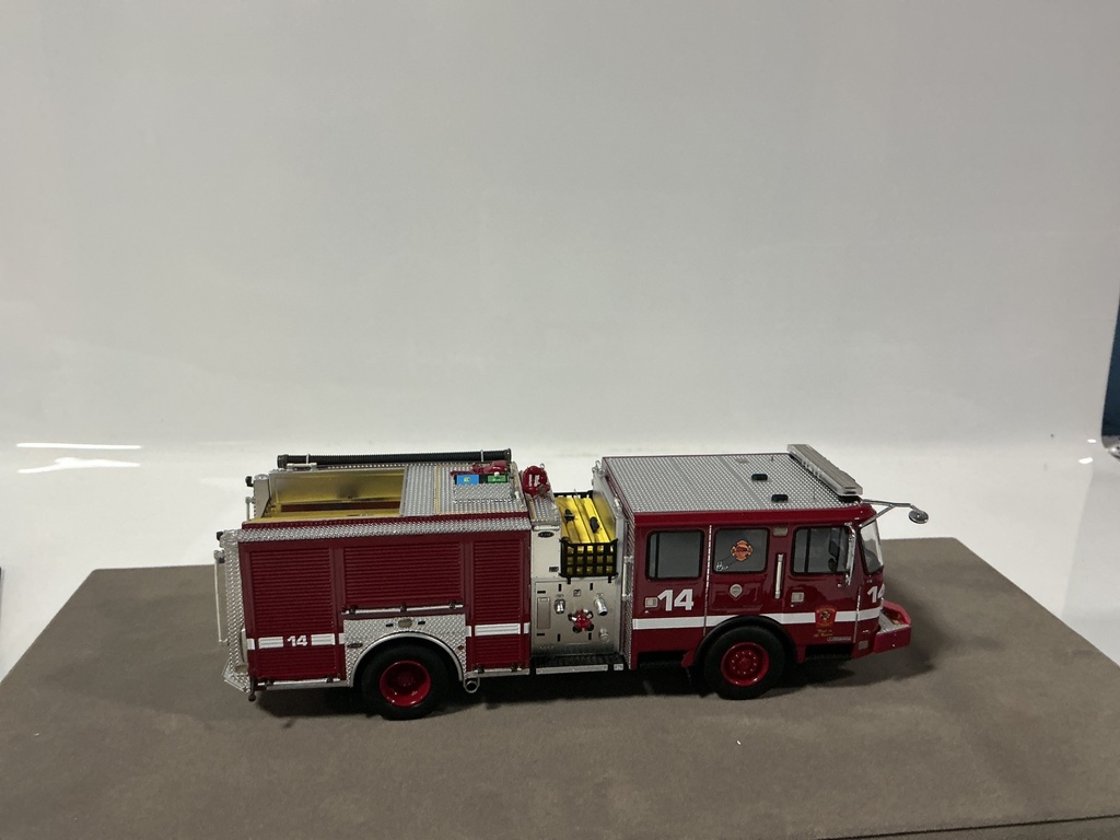 1:50 FIRE REPLICAS  BOSTON FIRE DEPARTMENT ENGINE 14 E1 TYPHOON PUMPER FRO36–14 - Photo 6