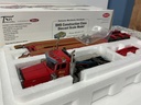 1:50 TWH COLLECTIBLES PETERBILT 379 & ROGERS LOWBOY TRAILER #DHS0100 - Photo 4