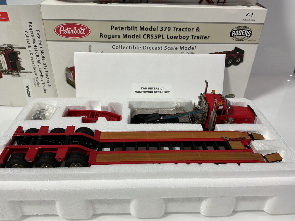1:50 PETERBILT 379 TRACTOR & ROGERS LOWBOY TRAILER #DHS0100 - Photo 3