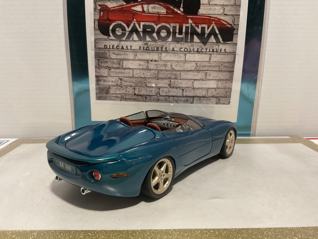 1/18: MAISTO 1998 JAGUAR XK180 TEAL ON BROWN image
