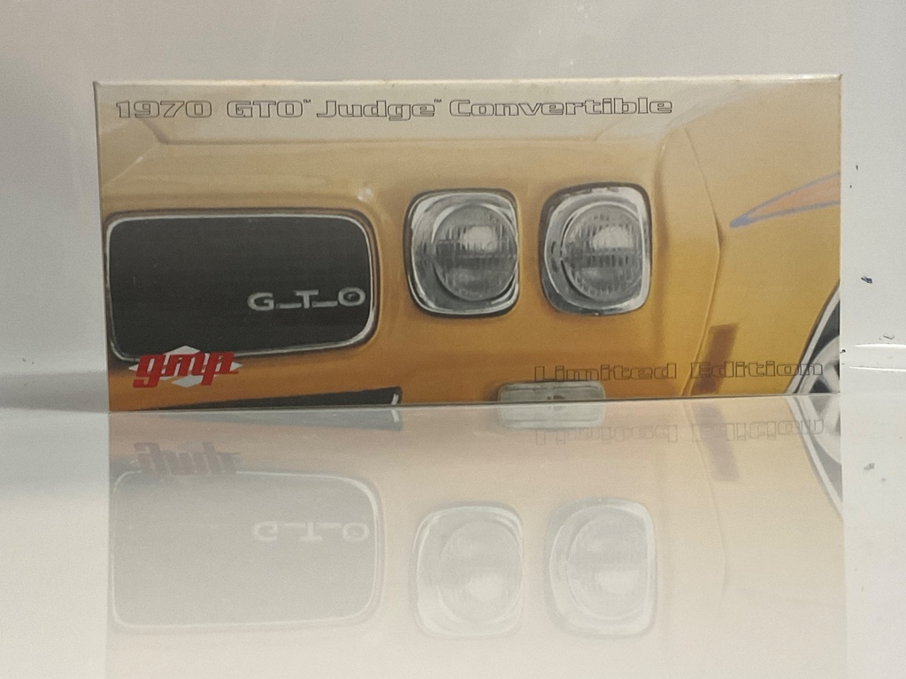 1/24 GMP 1970 GTO JUDGE CONVERTIBLE LIGHT RASHING ON CAR  - Photo 2