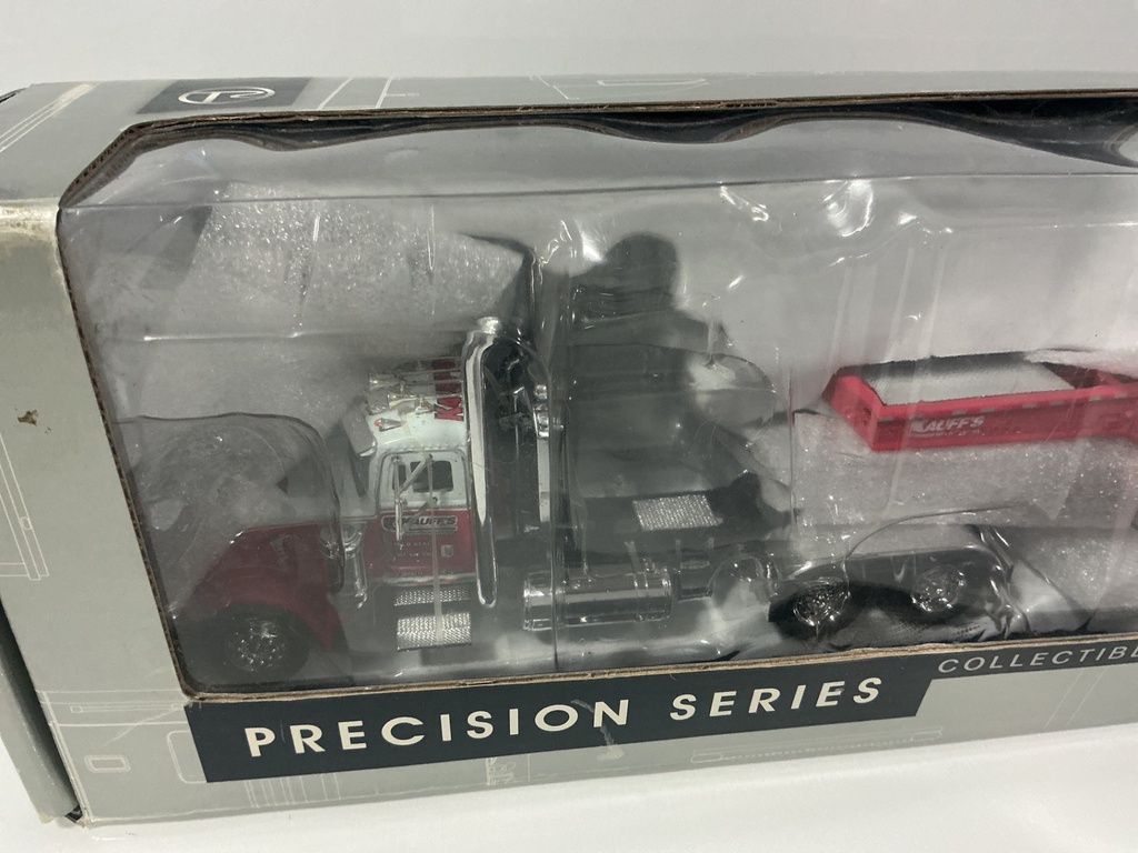 1:53 TONKIN PETERBILT 379 DAY CAB WITH KAUFFMAN’S  LOWBOY TRAILER - Photo 2
