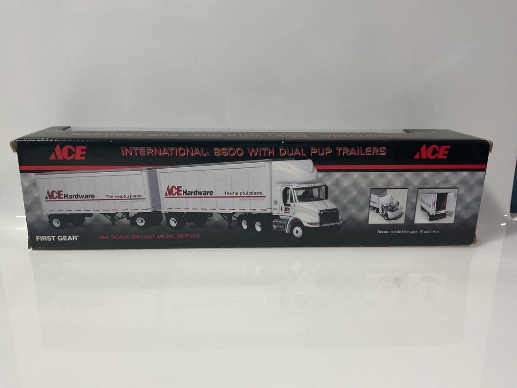 1: 64 FIRST GEAR INTERNATIONAL 8600 WITH DUAL PUP TRAILERS ACE HARDWARE - Photo 5