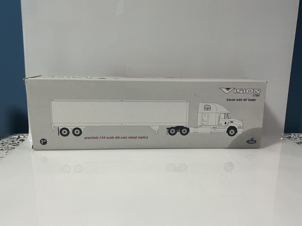 1:54 MAC VISION TRACTOR WITH PLYCON 48 FOOT TRAILER  #59–0178 - Photo 3