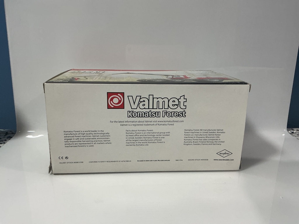 1:50 SWORD MODELS VALMET  941 HARVESTER WITH 370.2 HEAD - Photo 2