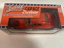 1/18 AUTO WORLD COOTER’S GARAGE EXCLUSIVE 1969 DODGE CHARGER R/T AUTOGRAPHED  - Photo 2