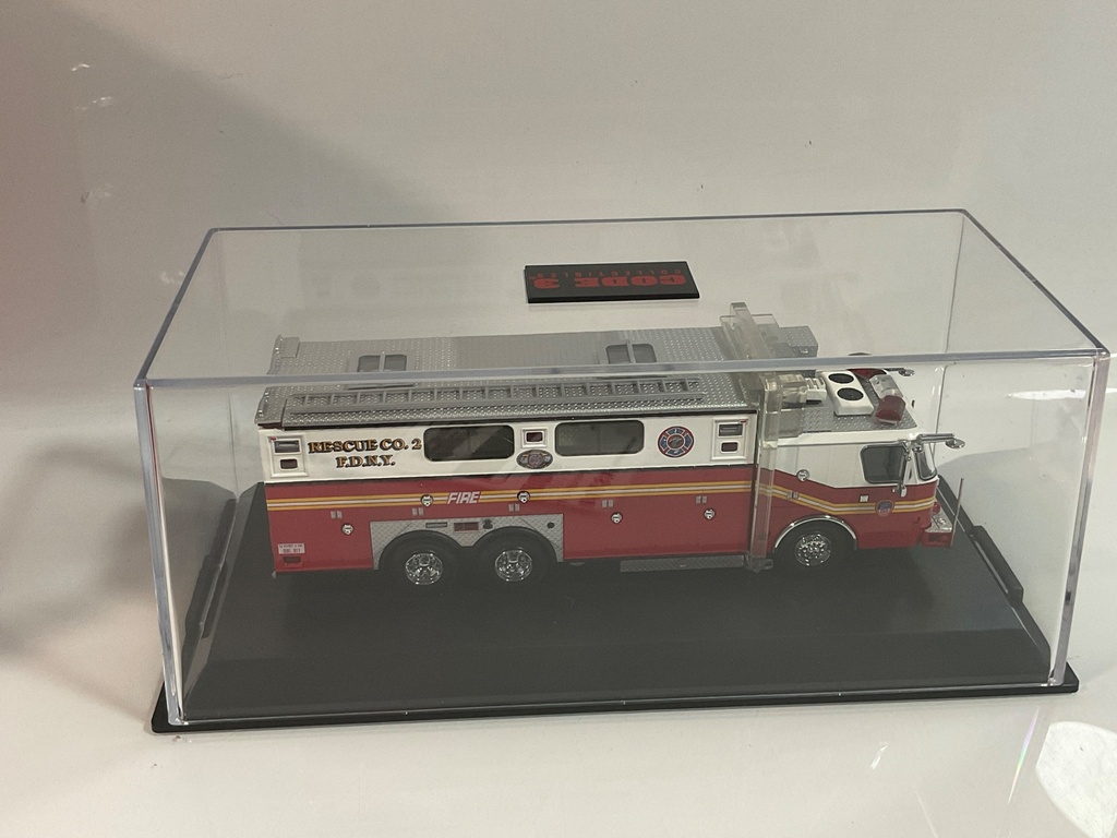 1/64 CODE 3 FDNY E-ONE SAULSBURY HEAVY RESCUE 2 12694 - Photo 6