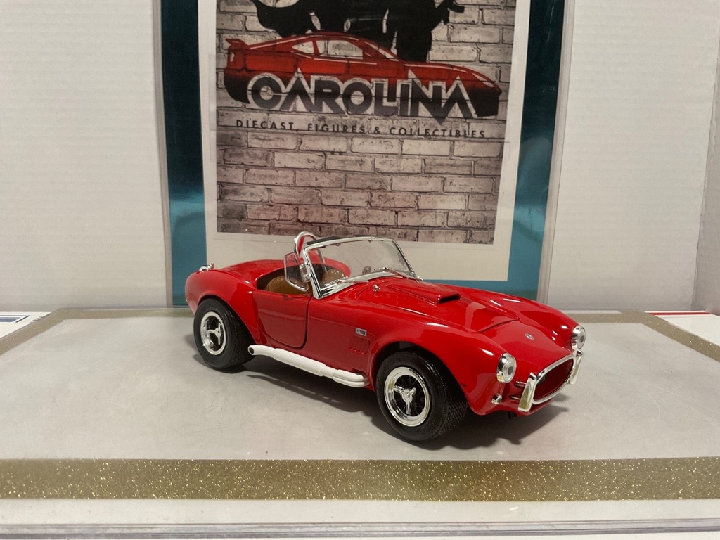 1/18: ERTL 1965 SHELBY COBRA 427 RED ON BROWN image