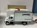 1:34 FIRST GEAR INTERNATIONAL 4400 STRAIGHT TRUCK “ENTERPRISE RENTAL” 19–3423 - Photo 3