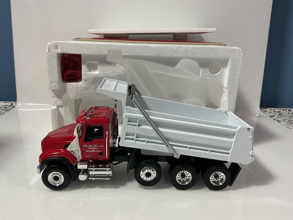 1:34 FIRST GEAR MACK GRANITE DUMP TRUCK “NAP” #19–3610 - Photo 3