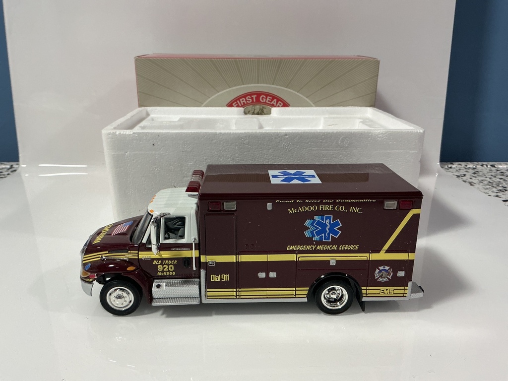 1:34 FIRST GEAR INTERNATIONAL 4400 AMBULANCE “MCADOO FIRE CO.”  #19–3314 - Photo 3