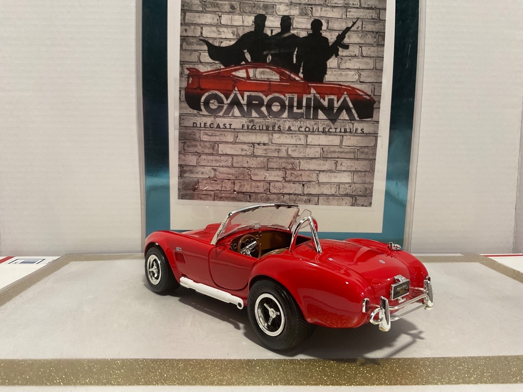 1/18: ERTL 1965 SHELBY COBRA 427 RED ON BROWN image