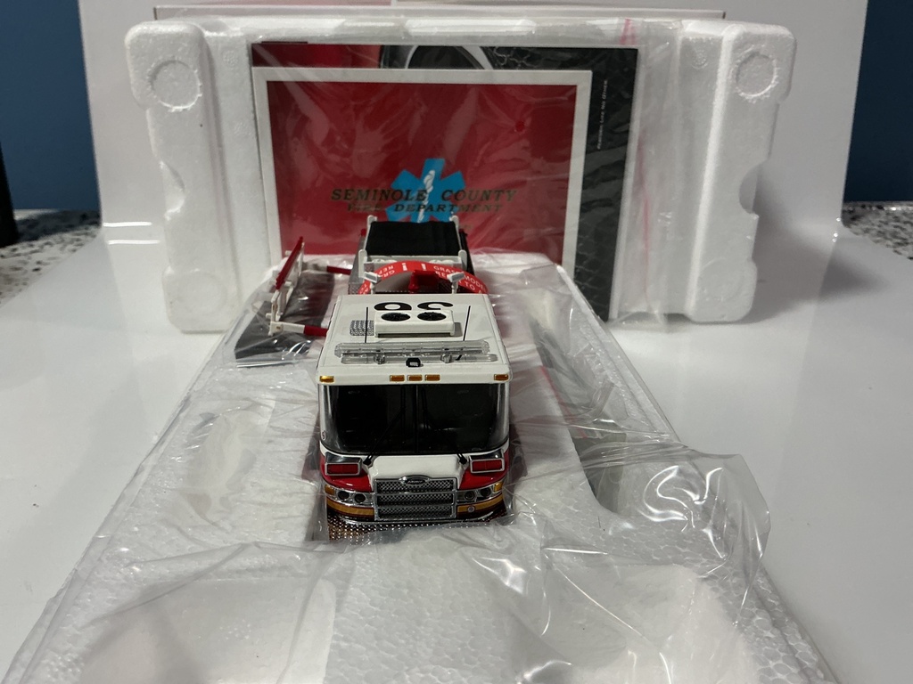 1:50 TWH COLLECTIBLES PIERCE QUANTUM  PUMPER SEMINOLE COUNTY THW081A - Photo 4