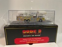 1/64 CODE 3 VENTURA COUNTY FD ALF REAR MOUNT RE 40  - Photo 4