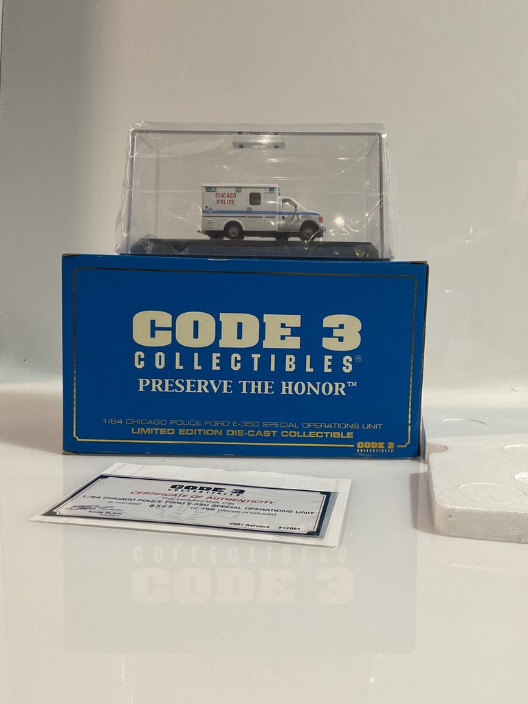 1/64 CODE 3 CHICAGO POLICE FORCE E 350 SPECIAL OPERATIONS UNIT - Photo 3