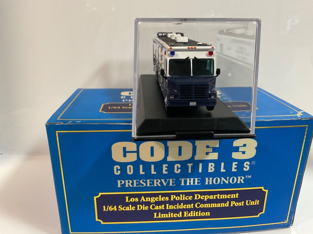 1/64 CODE 3 LAPD INCIDENT COMMAND POST UNIT  - Photo 3