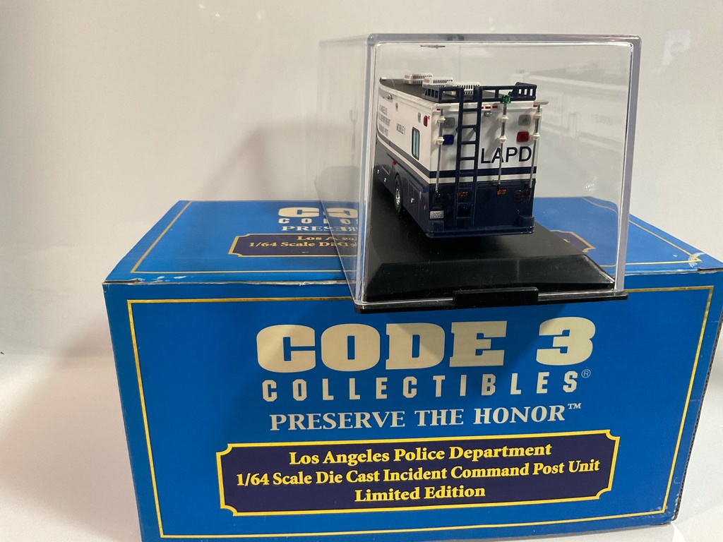 1/64 CODE 3 LAPD INCIDENT COMMAND POST UNIT  - Photo 4