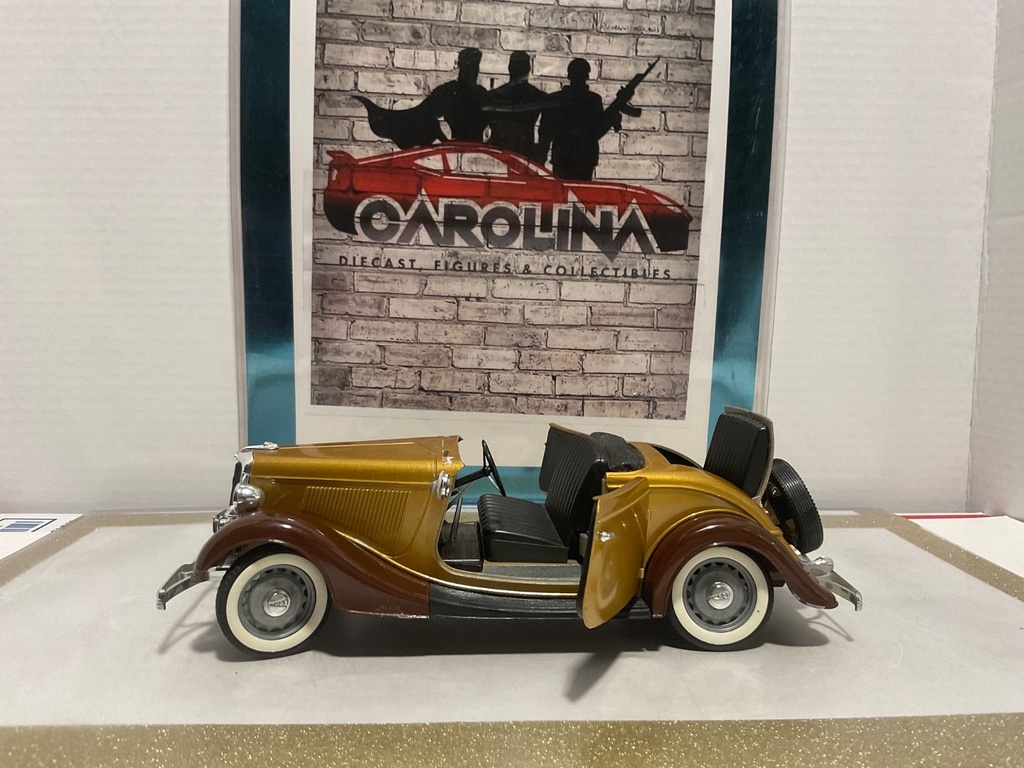 1/18: SOLIDO FORD ROADSTER *PARTS JUNKYARD CAR* BROWN ON BLACK image