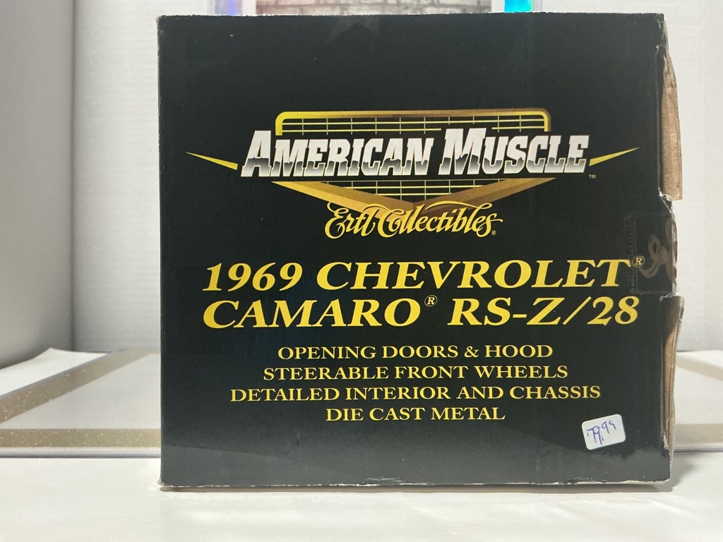 1/18: ERTL 1969 CHEVROLET CAMARO RS-Z/28 RED / W WHITE STRIPES image