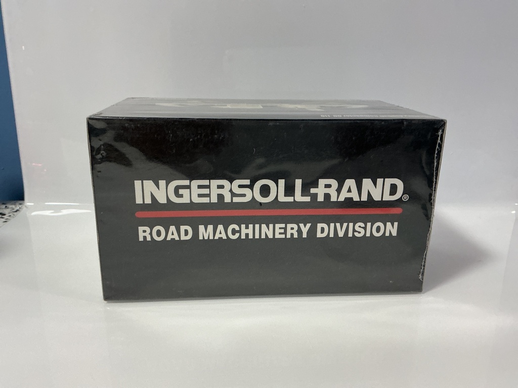 1:30 INGERSOLL RAND VIBRATORY ASPHALT COMPACTOR DD-110 #59178988 SEALED - Photo 3