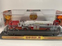 1/64 CODE 3 PHILADELPHIA LADDER TRUCK 13  - Photo 5