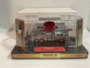 1/64 CODE 3 FDNY REAR MOUNT LADDER 10 - Photo 3