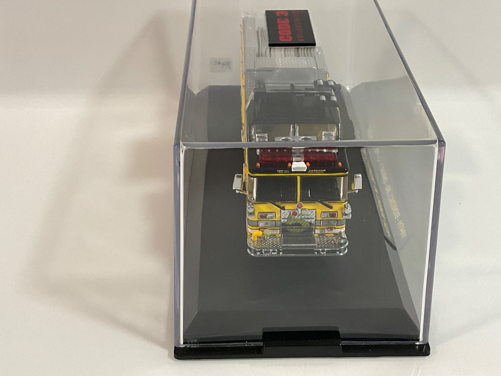 1/64 CODE 3 BENEDICT MD ENGINE 5-2 PIERCE PUMPER  - Photo 3