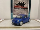 1/18: BURAGO ITALY 1998 VOLKSWAGEN NEW BEETLE BLUE ON GRAY image