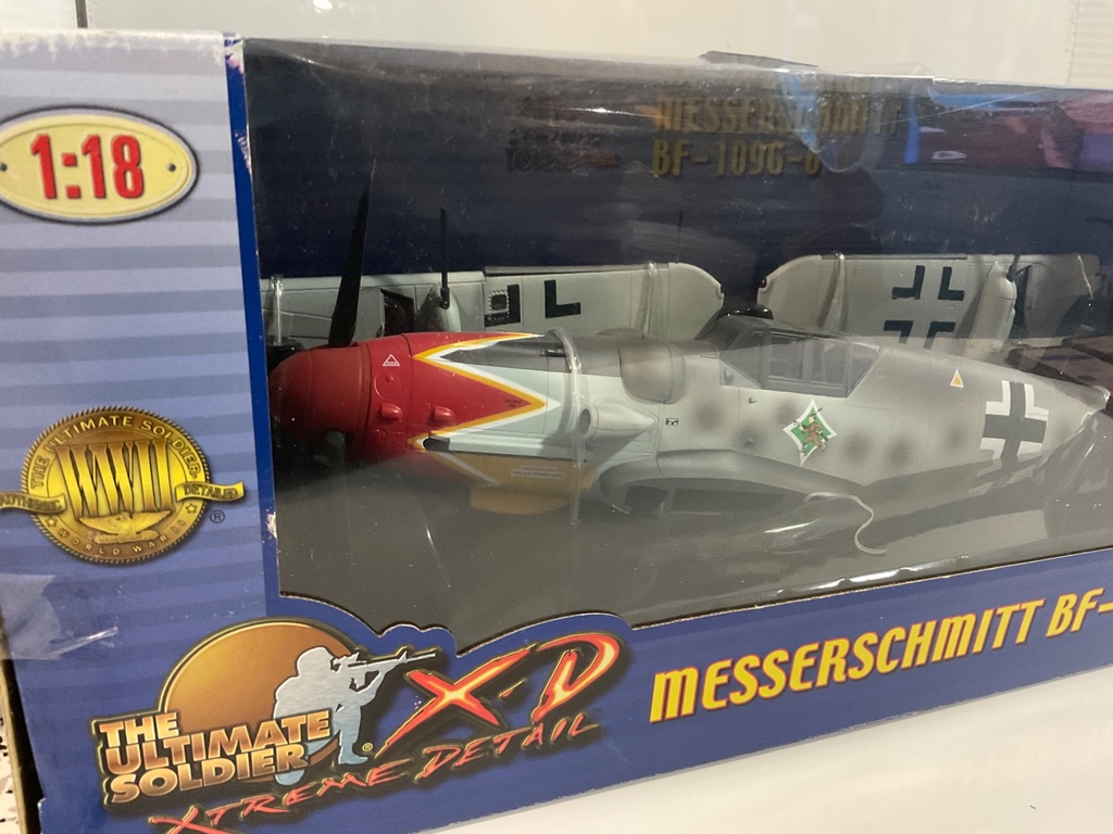 1/18 ULTIMATE SOLDIER MESSERSCHMITT BF-109G-6  CRACK IN PLASTIC  - Photo 2