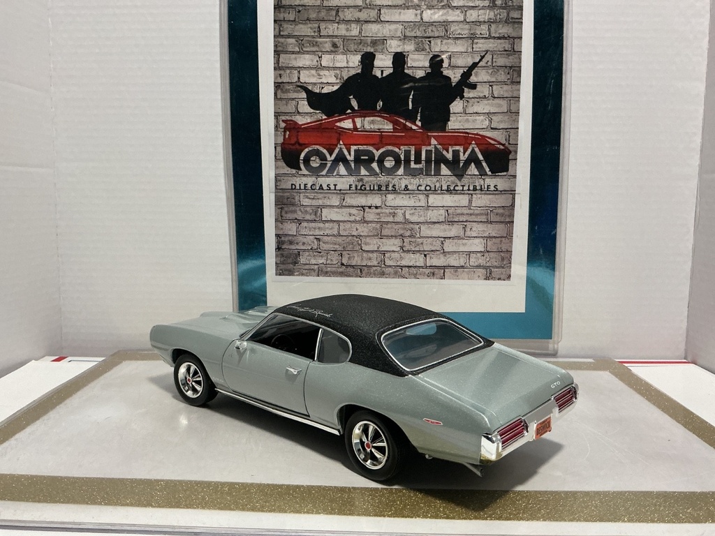1/18: ERTL 1969 PONTIC GTO ARNIE BESWICK SILVER ON BLACK image