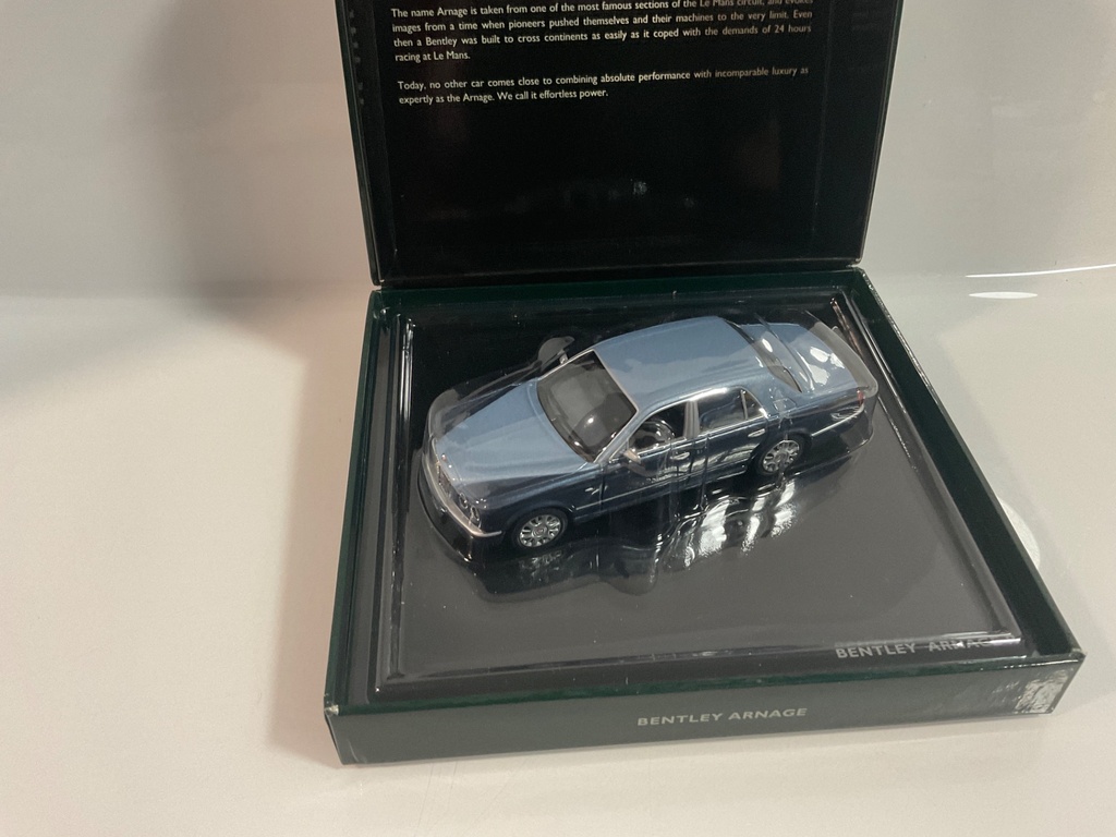 1/43 MINICHAMPS ARNAGE R  - Photo 4