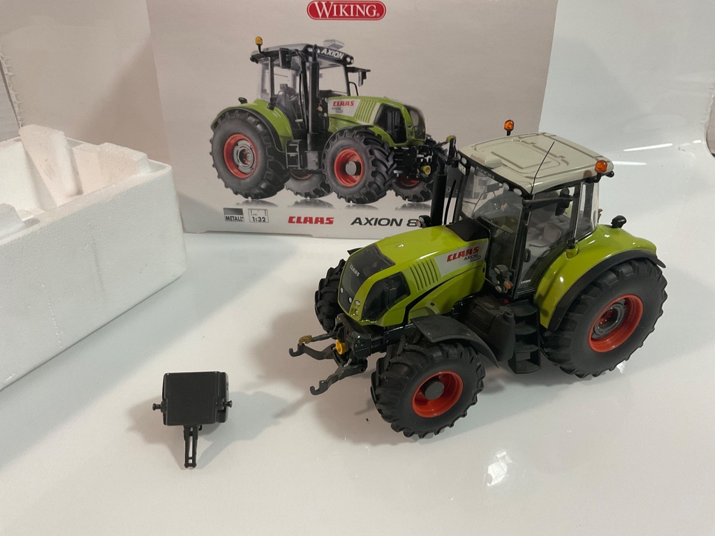 1/32 WIKING CLASS AXION 850 FARM TRACTOR  - Photo 4