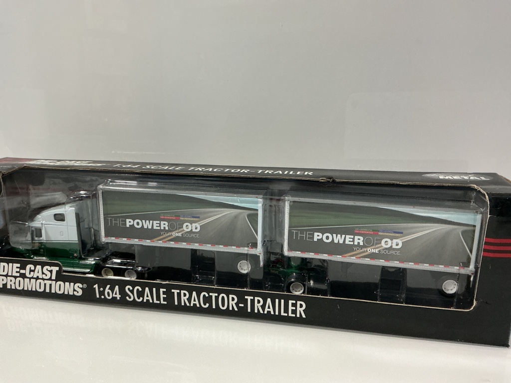 1:64 DCP DIE-CAST PROMOTIONS #31593 OLD DOMINION FREIGHTLINER WITH PUPS - Photo 3
