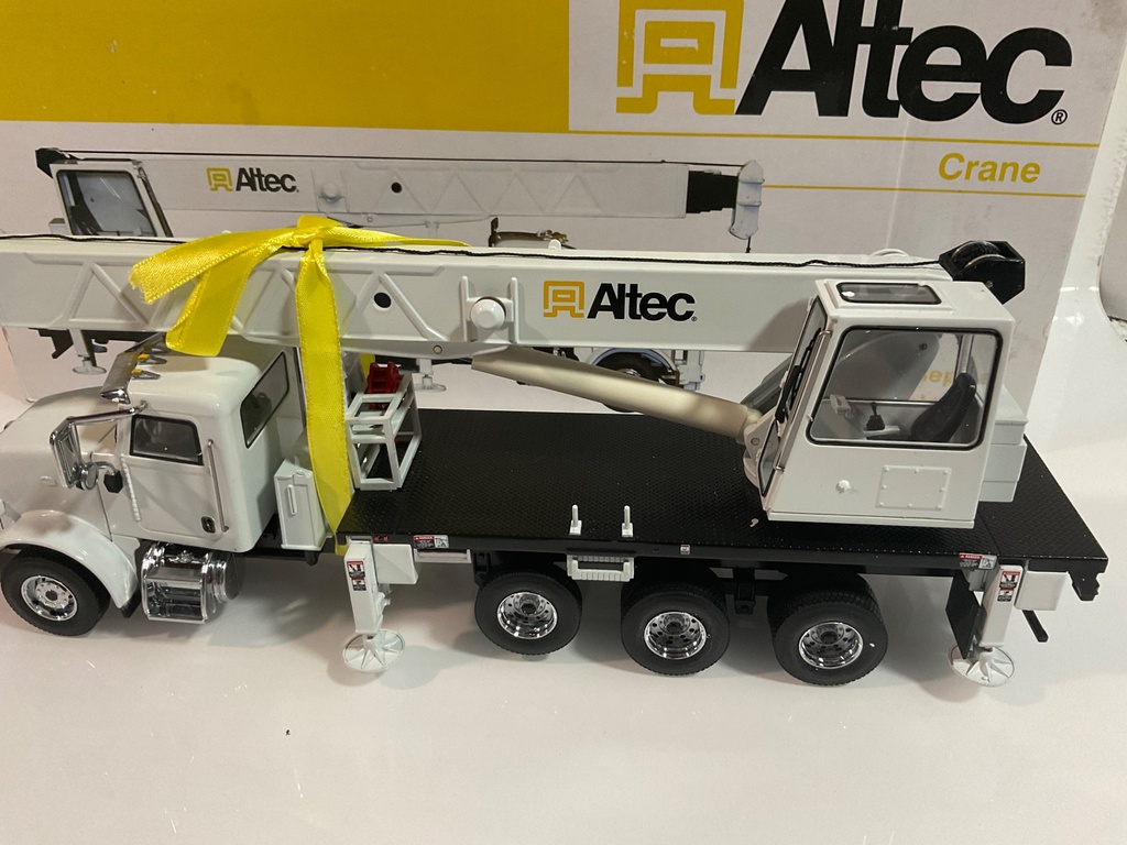 1/34 ALTEC TRUCK CRANE AND BOOM VERY RARE  - Photo 3