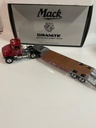 1/34 FIRST GEAR MACK GRANITE TRACTOR W/ LOWBOY TRAILER 19-3298 - Photo 3