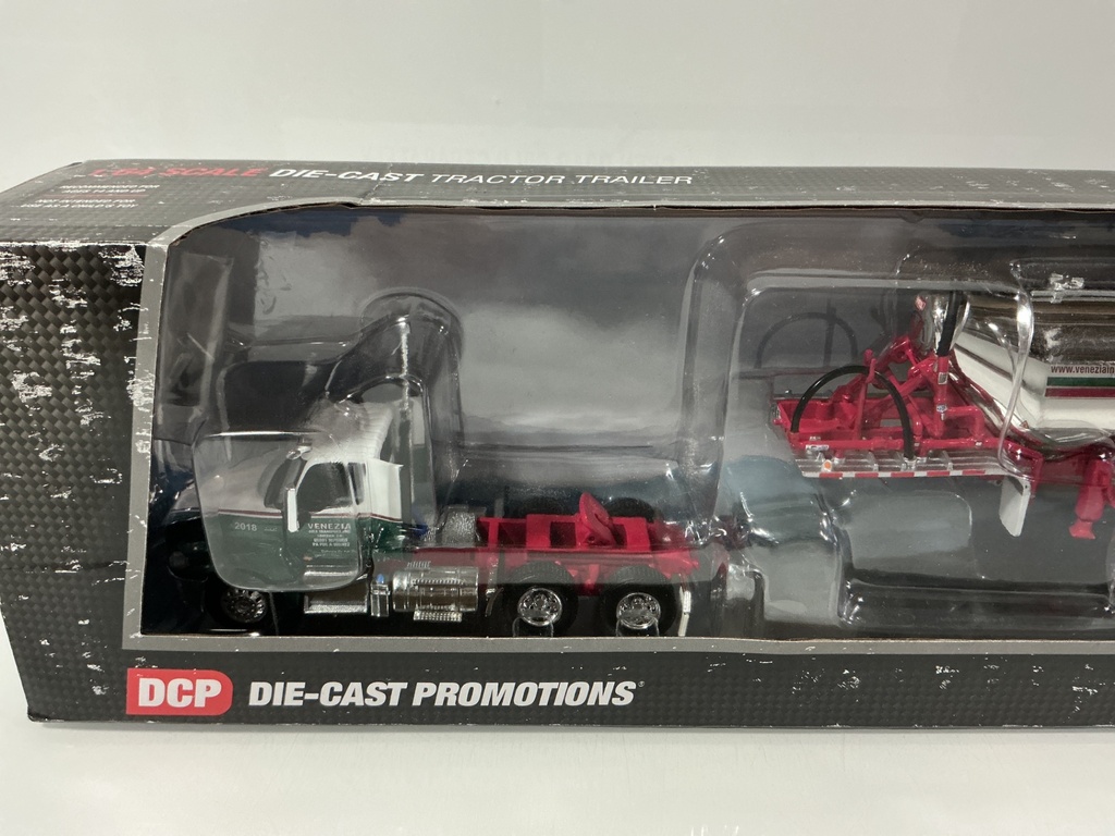 1:64 DCP DIE-CAST PROMOTIONS VENEZIA INTERNATIONAL & TANKER #34212 - Photo 2