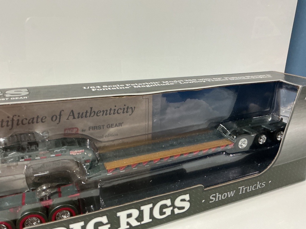 1:64 DCP FIRST GEAR HAMMETT PETERBILT & LOWBOY #69-0900 - Photo 3