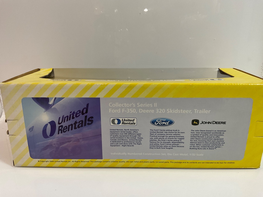 1/32 RC2 UNITED RENTALS COLLECTORS SERIES FORD F350, DEERE 320 SKIDSTEER TRAILER - Photo 3