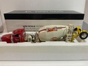 1/34 1ST GEAR PETERBILT MODEL 367 W/ MCNEILUS  BRIDEMASTER MIXER - Photo 3