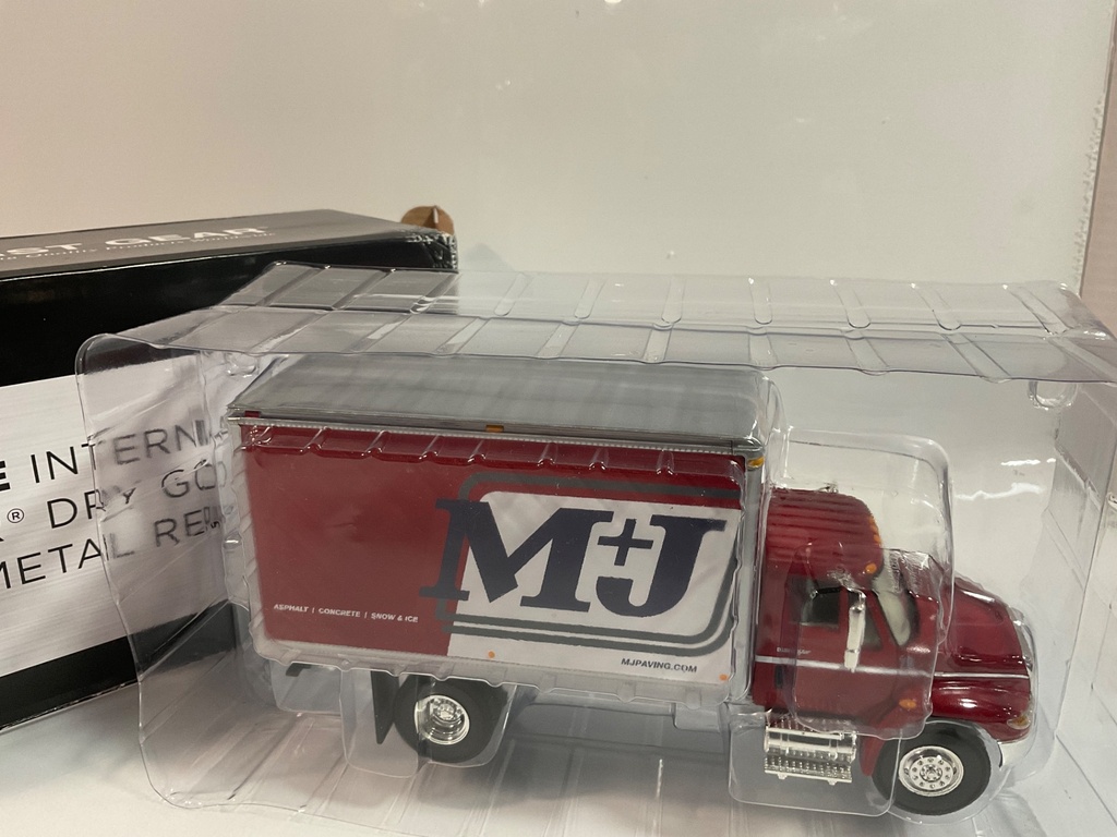 1/34 1ST GEAR INTERNATIONAL DRY GOODS VAN M+J ASPHALT CONCRETE 19-4162 - Photo 3