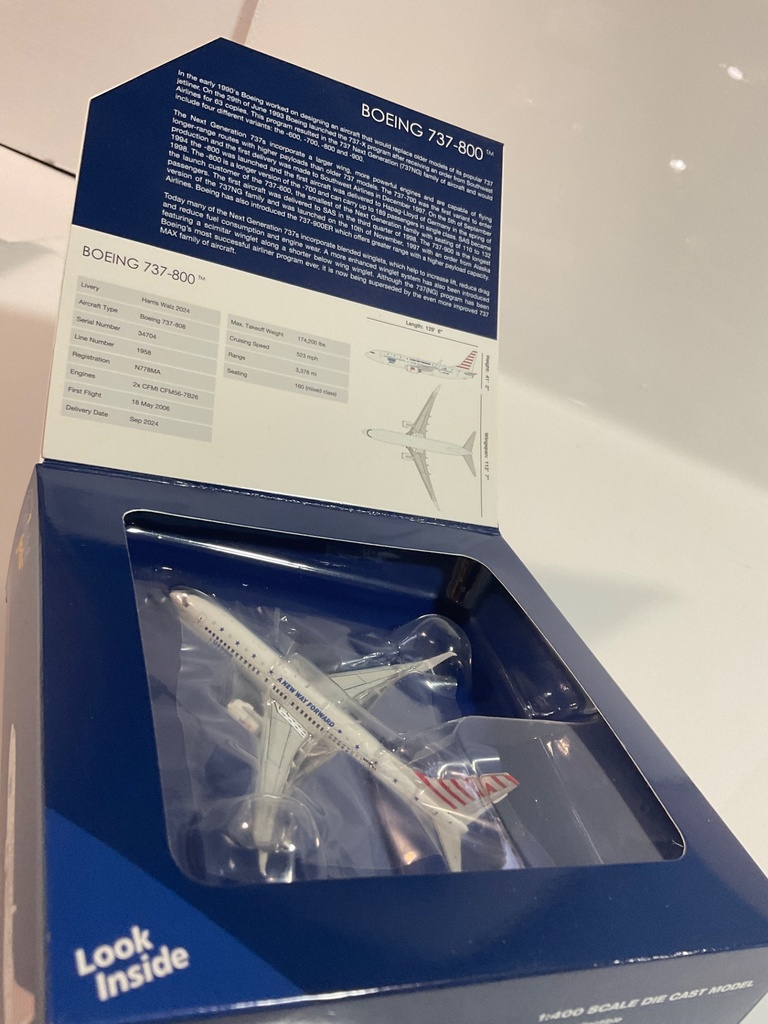 1/400 GEMINI JETS BOEING 737-800 HARRIS WALZ  - Photo 4
