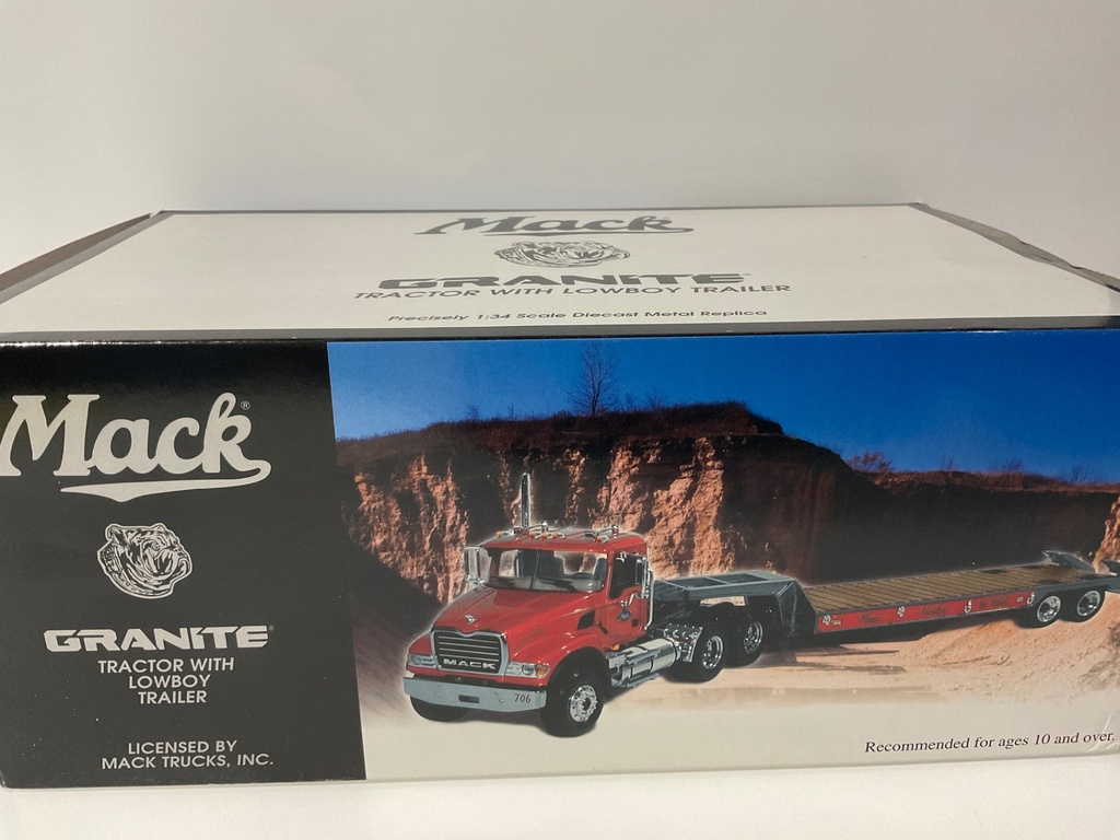 1/34 FIRST GEAR MACK GRANITE TRACTOR W/ LOWBOY  - Photo 2