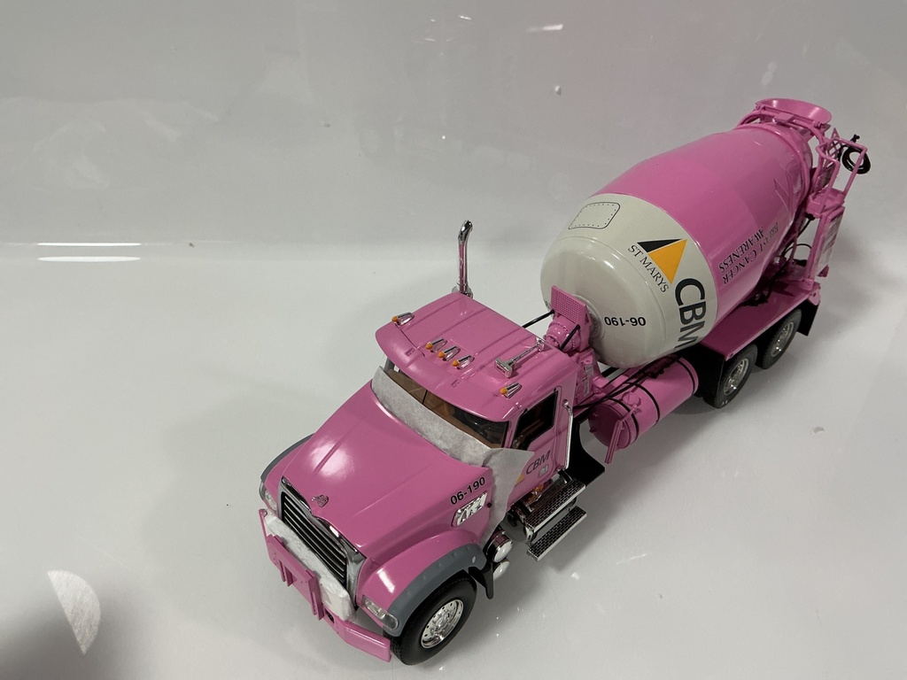 1/34 FIRST GEAR MACK GRANITE WITH MIXER ST MARY’S CBM 19-3810 - Photo 4