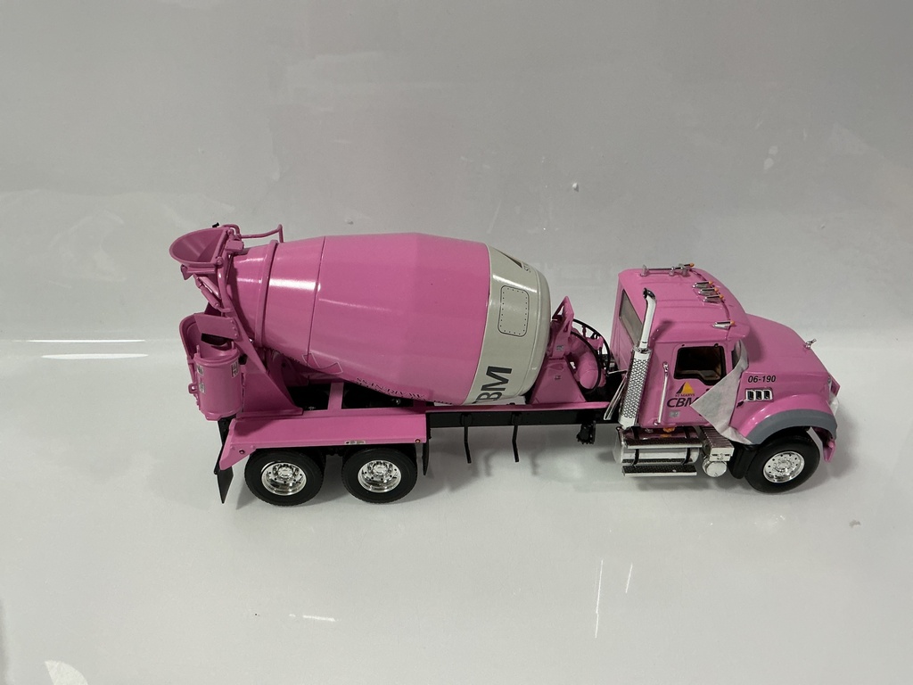 1/34 FIRST GEAR MACK GRANITE WITH MIXER ST MARY’S CBM 19-3810 - Photo 5