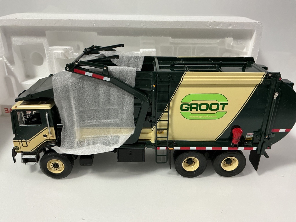1/34 FIRST GEAR MACK FRONT END LOADER REFUSE TRUCK 19-3120 - Photo 4